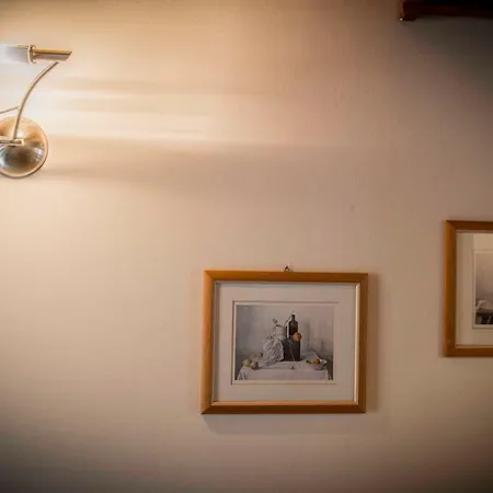 Delizioso Nel Centro Storico Con Posto Auto Gratuito * Aosta