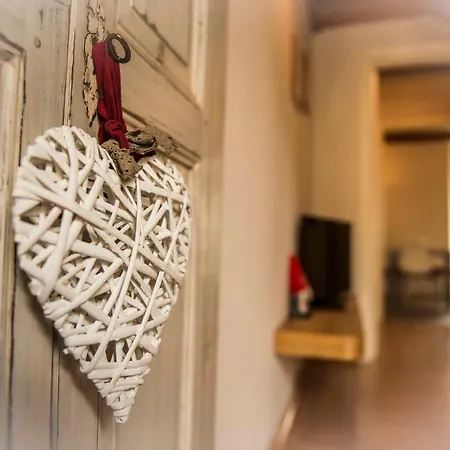 Appartement Delizioso Nel Centro Storico Con Posto Auto Gratuito Aosta
